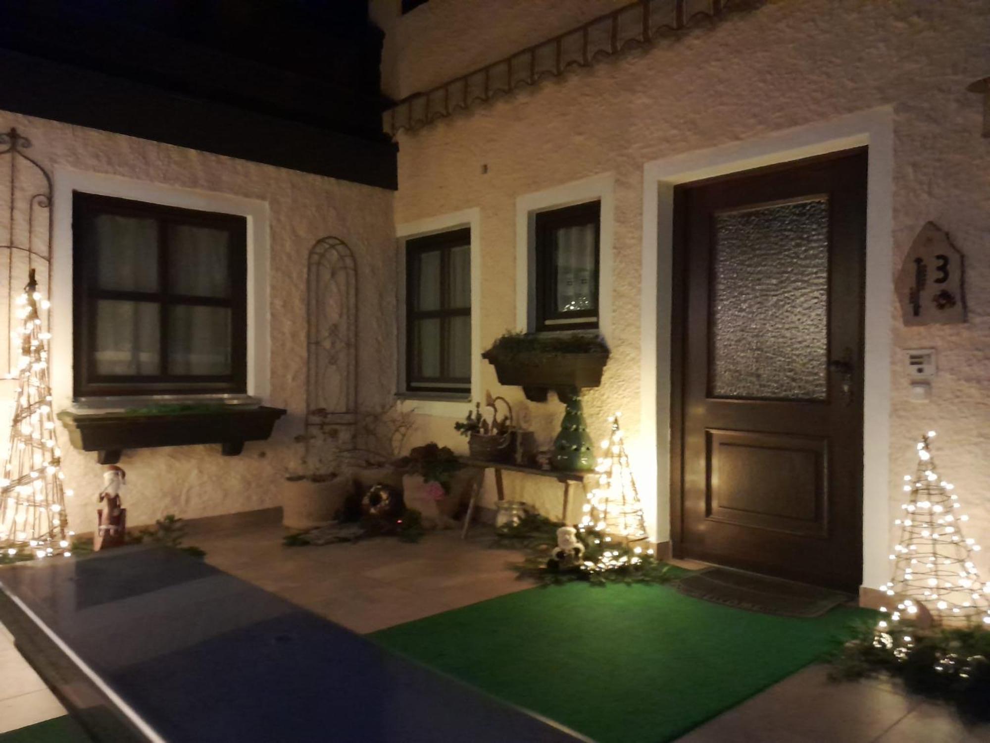 Ferienhaus Resch Лауфен Екстериор снимка